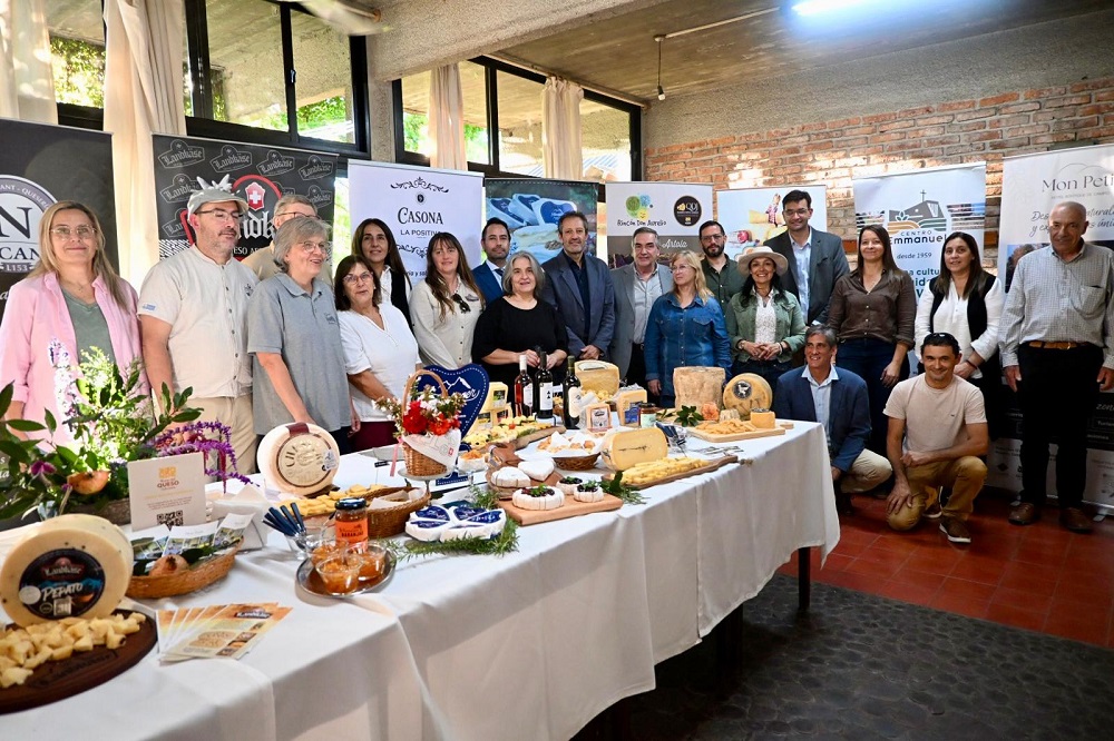 “Rutas del queso” une a productores, trabajadores rurales, emprendedores y gobiernos de Colonia y Cotija